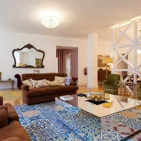 Chiado 4-Bedroom Flat Lisboa Ngoại thất bức ảnh