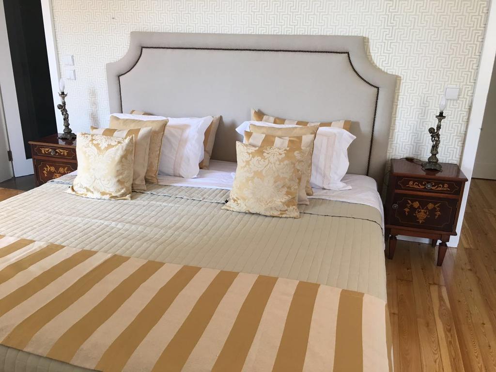 Chiado 4-Bedroom Flat Lisboa Ngoại thất bức ảnh