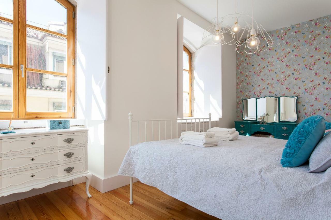 Chiado 4-Bedroom Flat Lisboa Ngoại thất bức ảnh