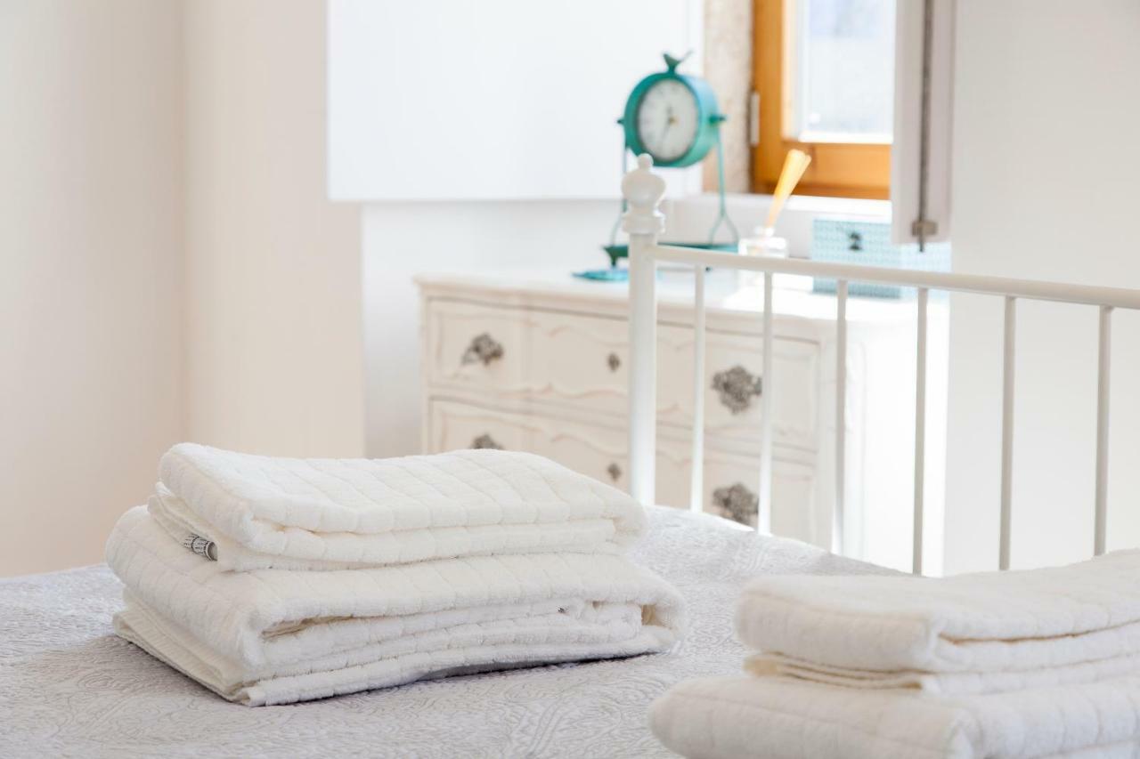 Chiado 4-Bedroom Flat Lisboa Ngoại thất bức ảnh