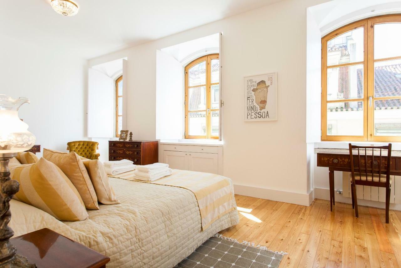 Chiado 4-Bedroom Flat Lisboa Ngoại thất bức ảnh